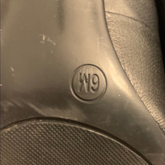 Nine West Black Pointed-Toe Heels - Picture 5 of 7